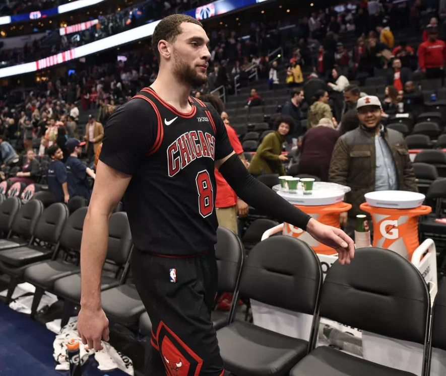 关于阿扎伦卡关键节点爆冷,G2带队取胜!的信息 关于阿扎伦卡关键节点爆冷,G2带队取胜!的信息