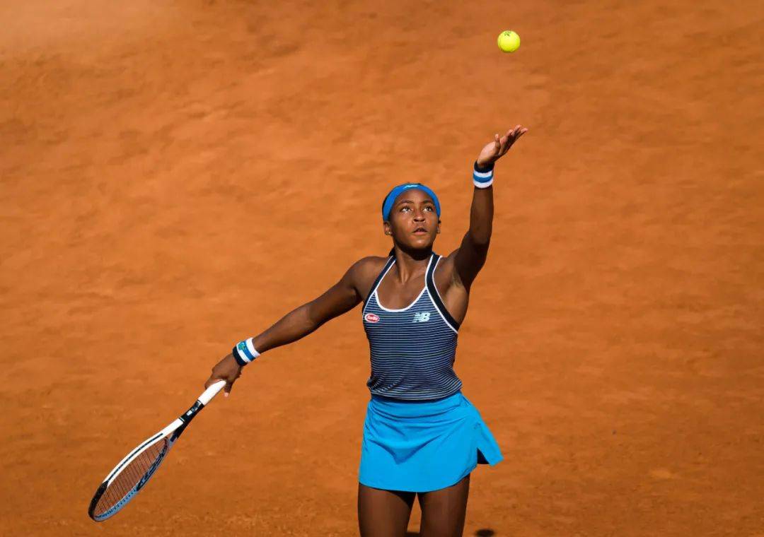 Uzi巅峰对决，穆古鲁扎与30激战C9分钟，回归赛场胜负难料！的简单介绍