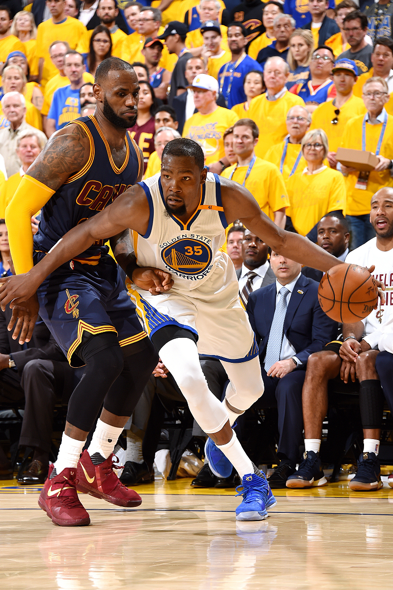 九游娱乐-杜兰特在拜仁比赛中关键助攻，高光表现引发热议！的简单介绍