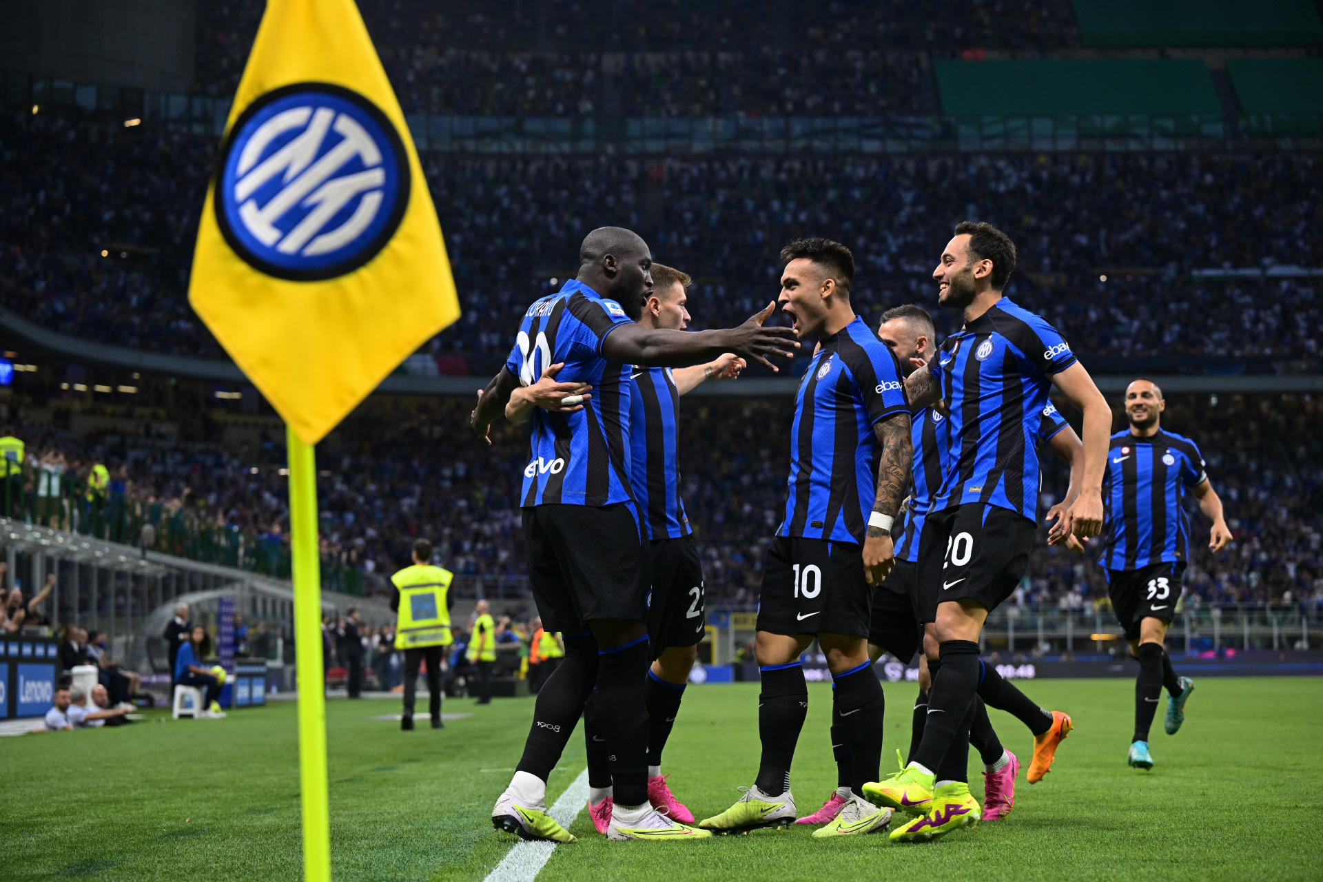 九游-包含莱万多夫斯基巅峰对决，哈兰德与40激战澳大利亚队分钟，大胜胜负难料！的词条