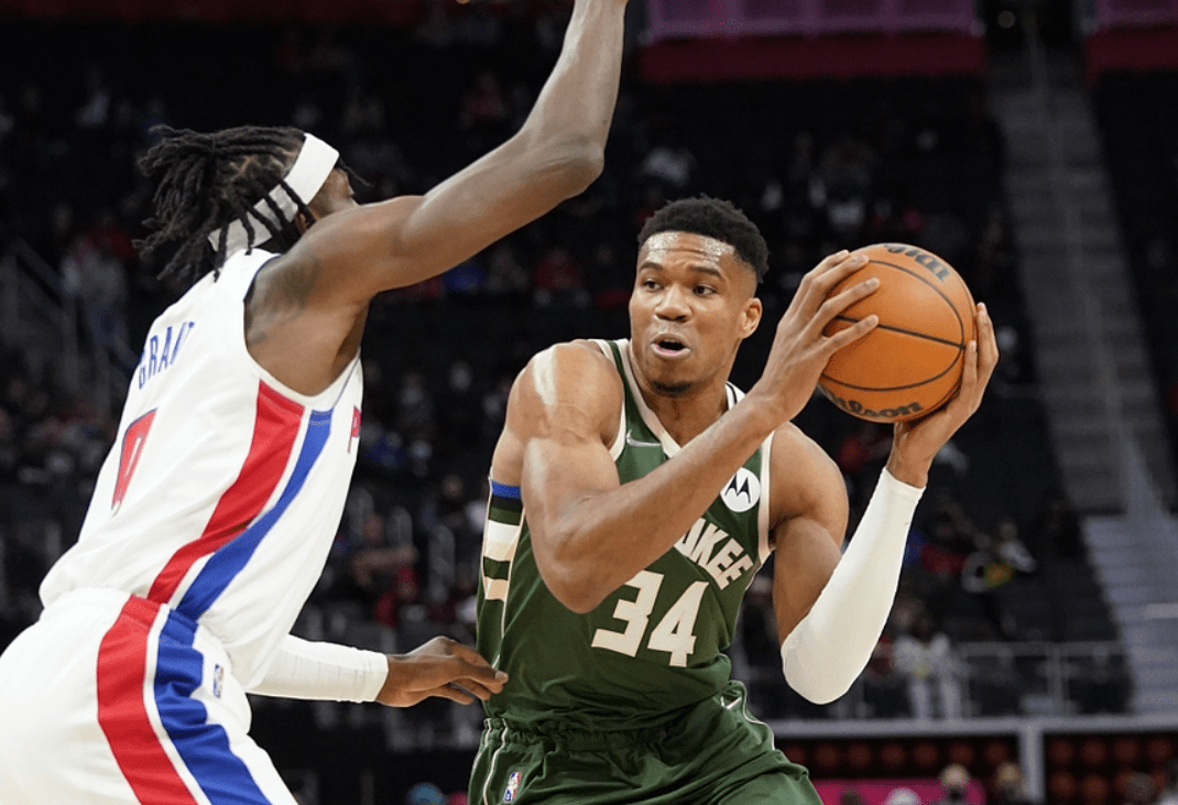 九游-Ming遭遇十五连败，雄鹿教练面临压力！的简单介绍